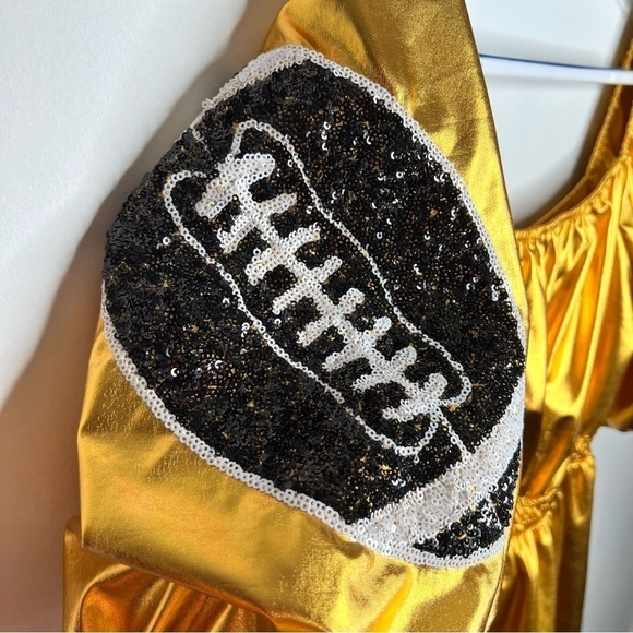 Fantastic Fawn Metallic Gold Sequin Helmet Puff Sleeve Touchdown Mini Dress - Picture 10 of 17